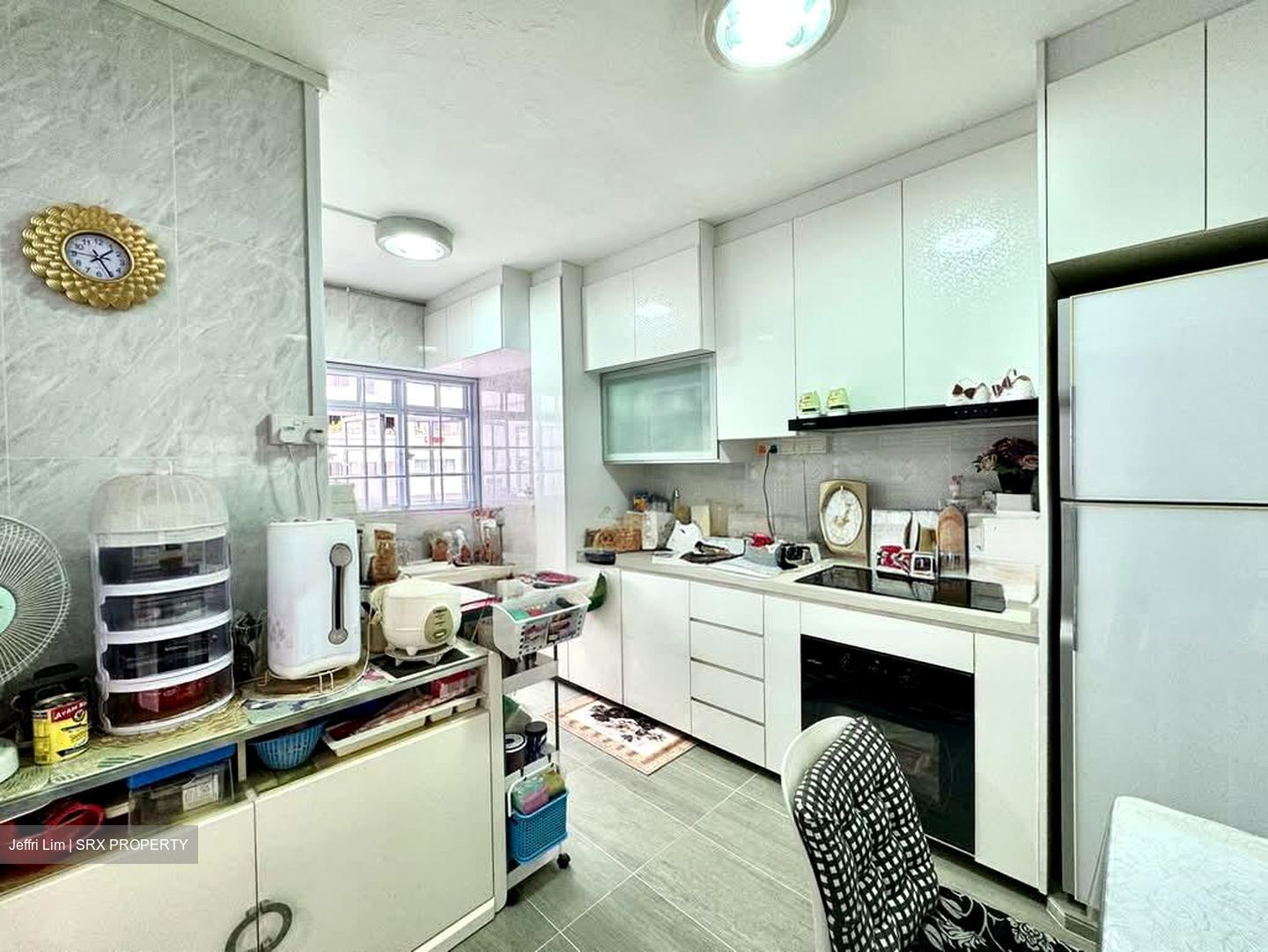 Blk 337 Jurong East Avenue 1 (Jurong East), HDB Executive #600085791